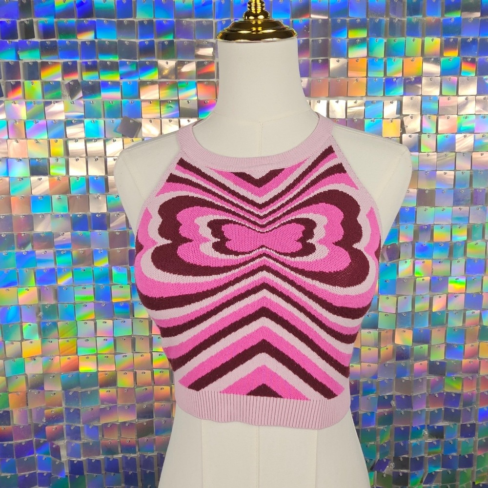 Witty Fox Young Contemporary Pink‎ Purple Swirl Heart Halter Crop Knit Top